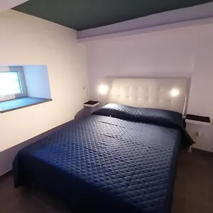  Apartment La Casa Di Orlando Italy